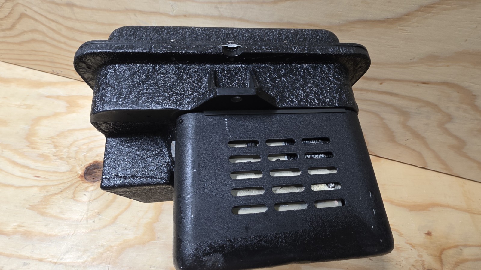 HONEYWELL /SPERRY Vertical Gyro MODEL: 313 – P/N: 2587335-13