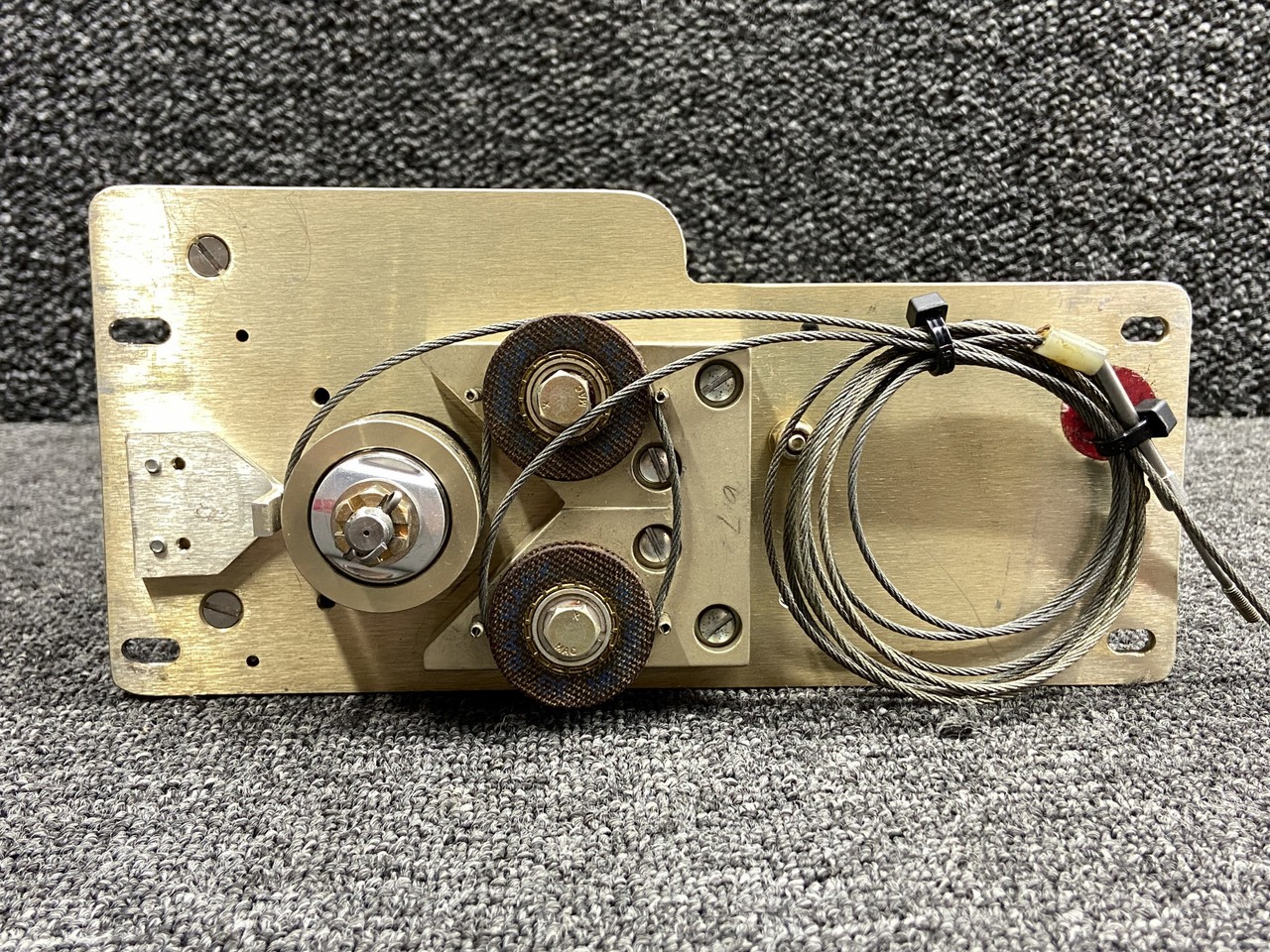 1C792-1-958 Century Flight Autopilot Servo Assembly