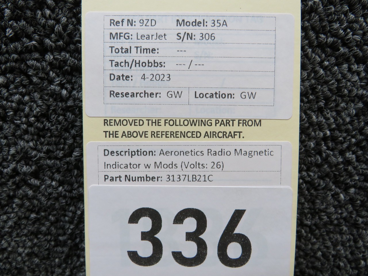 3137LB21C Aeronetics Radio Magnetic Indicator w Mods (Volts: 26)