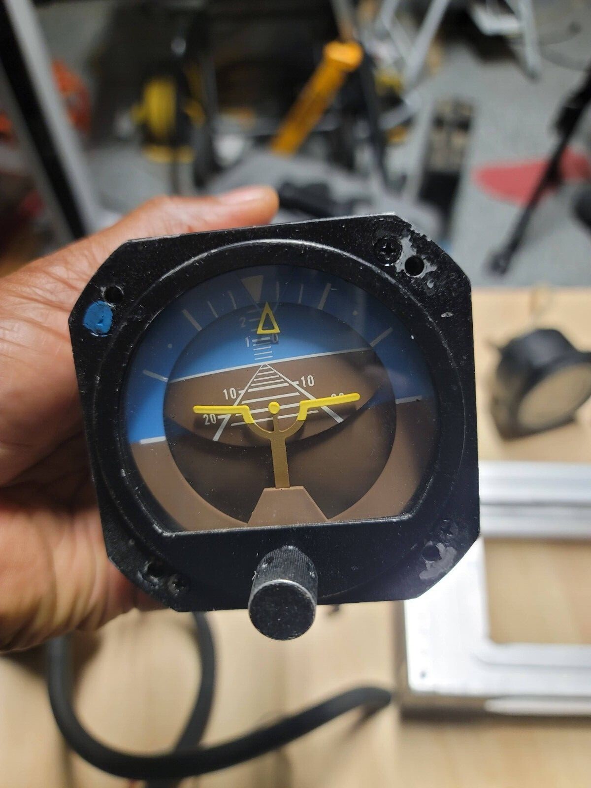 RC Allen Attitude Indicator Gyro Horizon P/N 102-0041-04 RCA22-7 