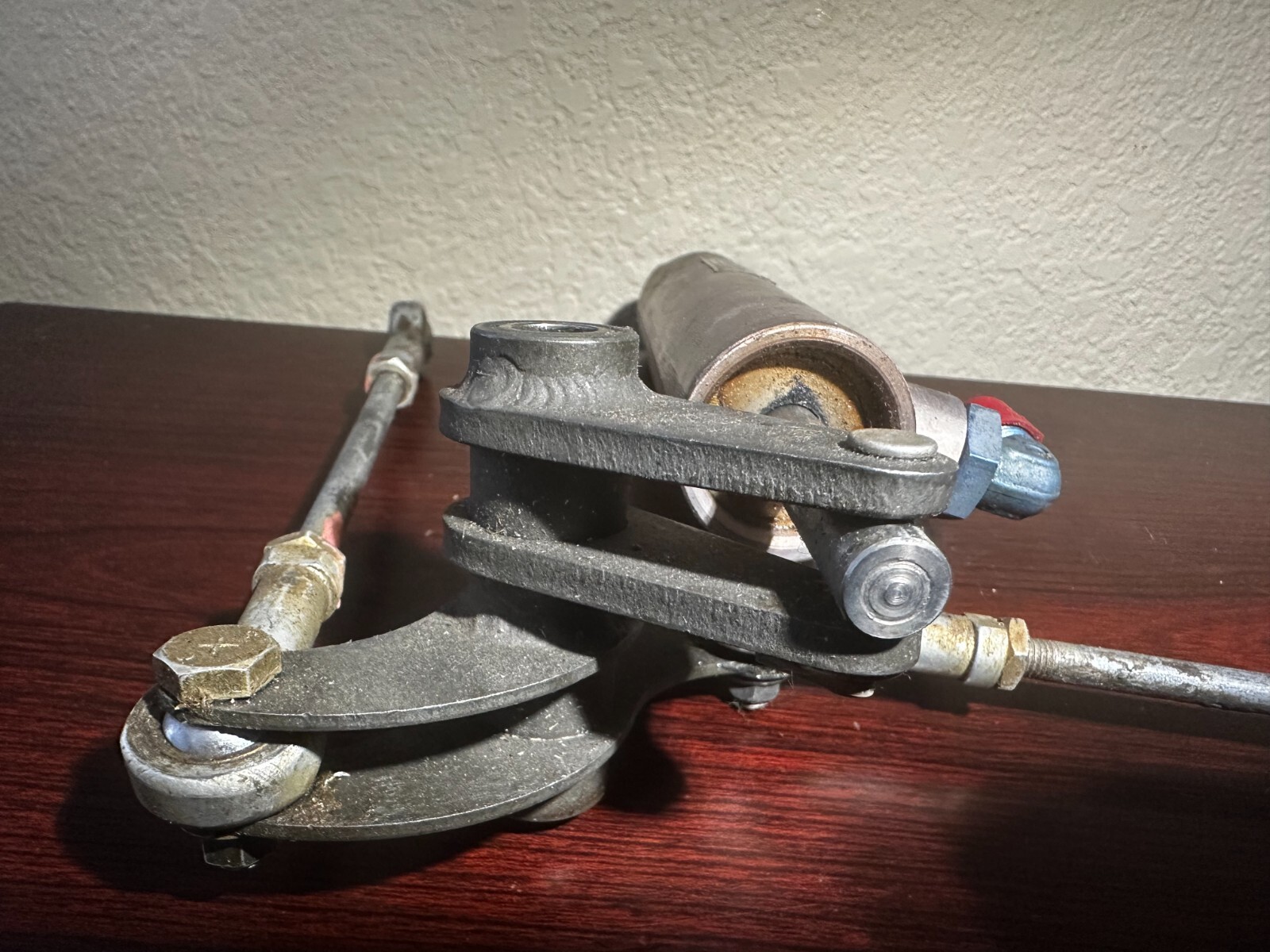 Cessna 210 main gear door actuator w/ bellcrank rods 1281029-1 guaranteed 30 day