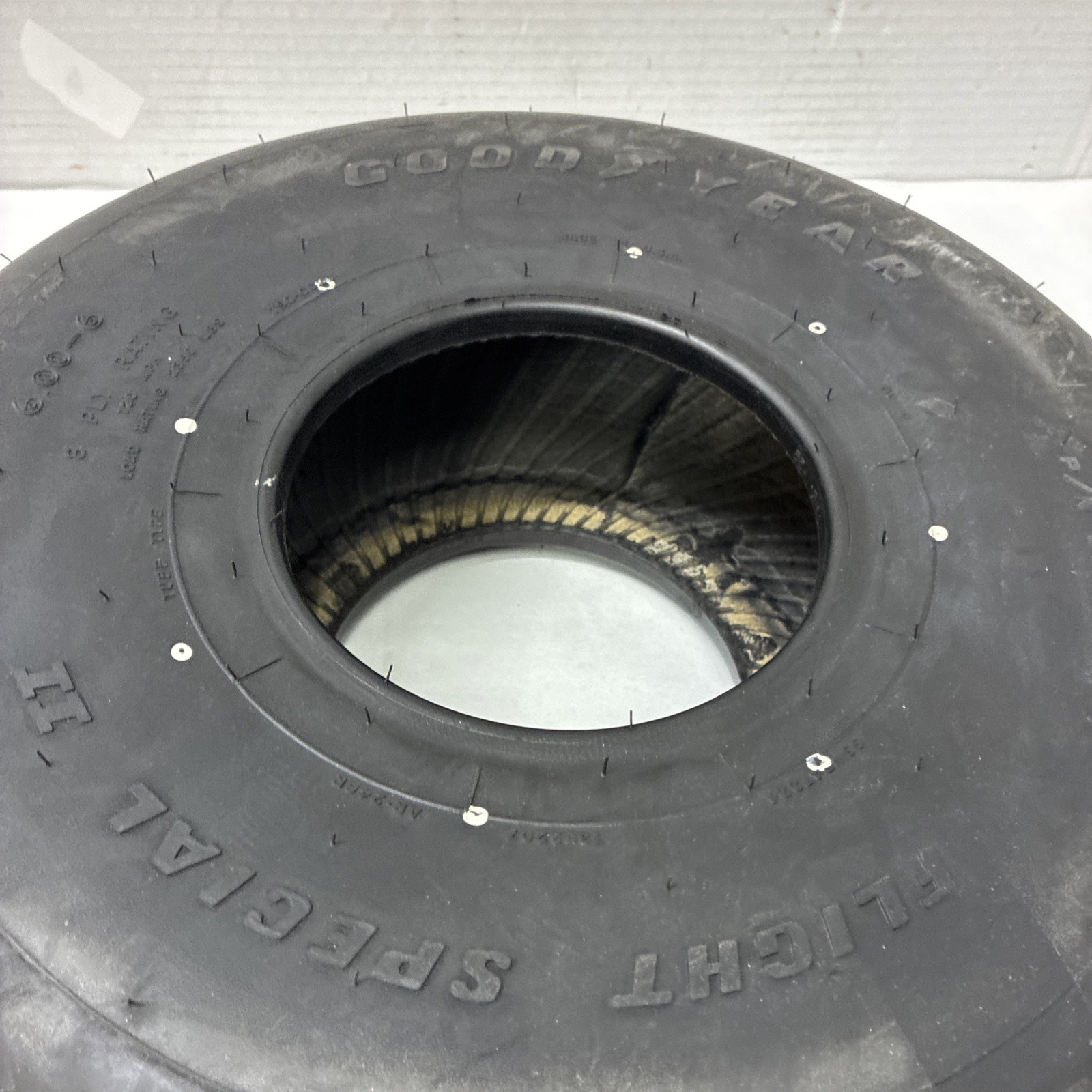Goodyear Flight Special II 6.50–6 Ply Rating 08