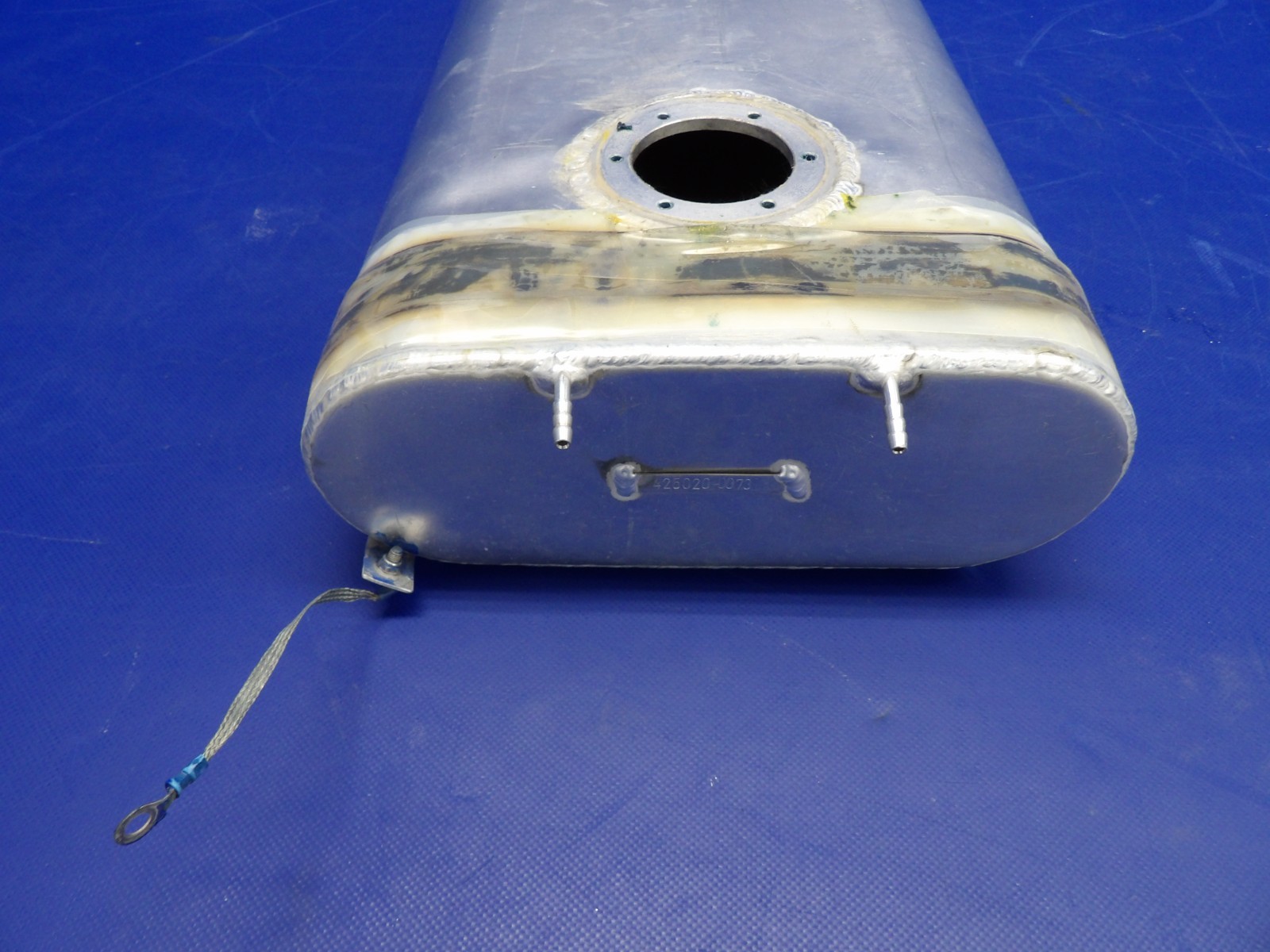 Diamond DA-40 LH/RH Outboard Auxiliary Fuel Tank P/N D41-2817-20-00 (0626-2054)
