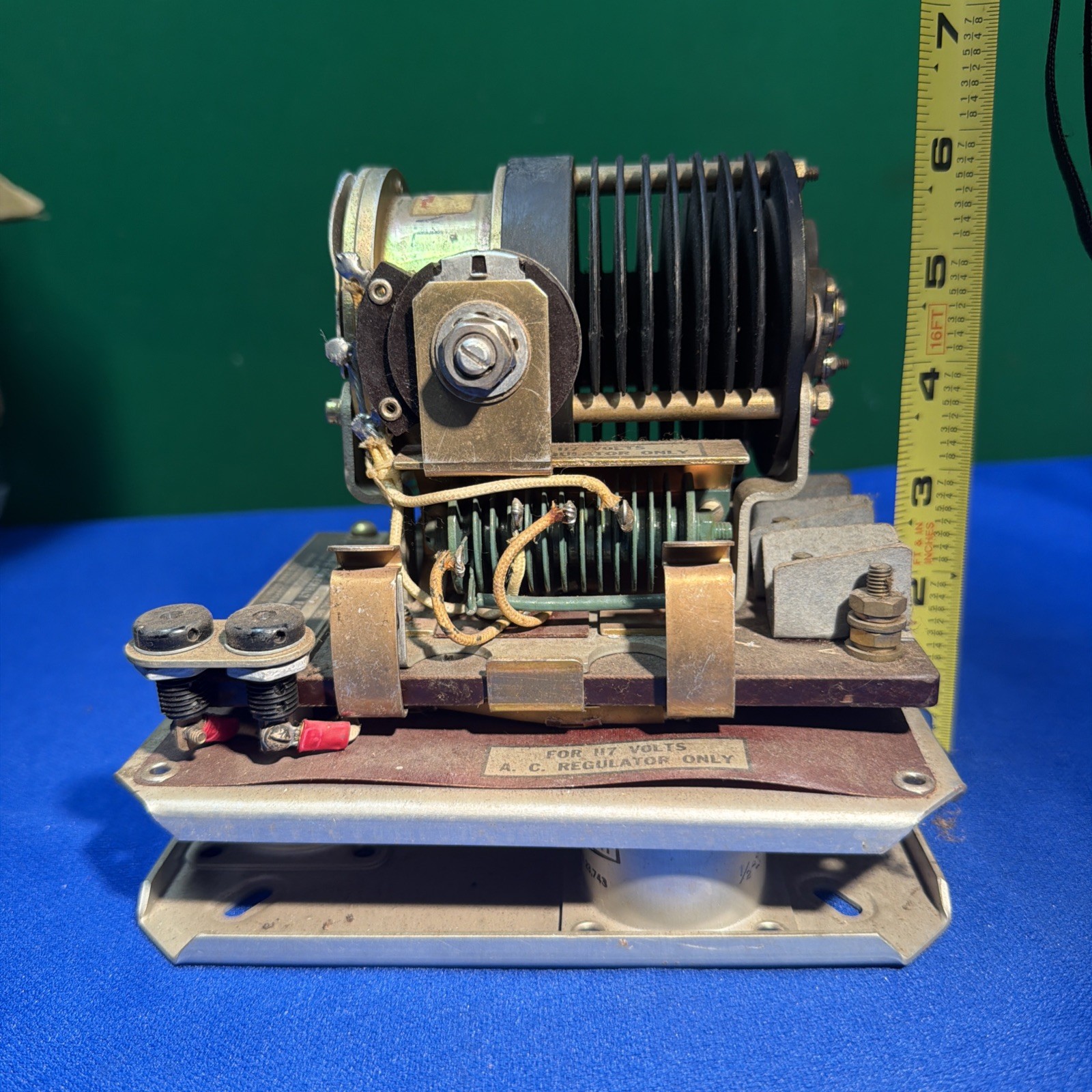 1598-1 Bendix Aviation Corp WW2 Regulator; Voltage, D.C. Generator 117 Volts