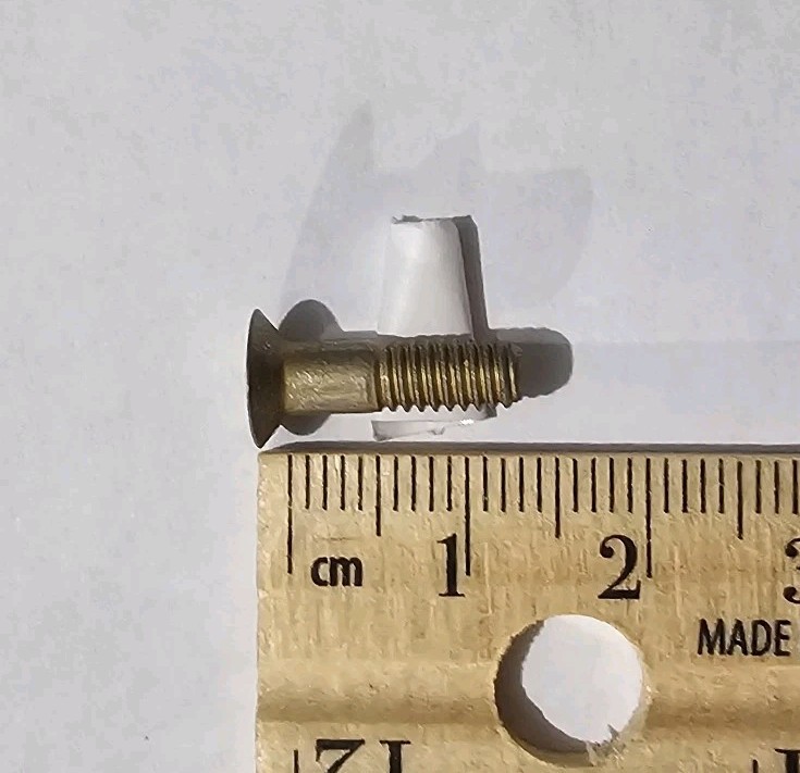 20x Embraer/Boeing NAS1221R08E4P Flush head screws/bolts Aerospace.