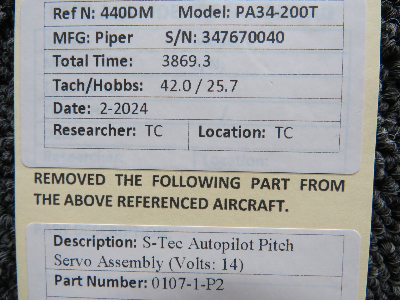 0107-1-P2 S-Tec Autopilot Pitch Servo Assembly (Volts: 14)