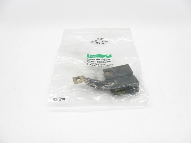 Lucas Aerospace 30300-1289 Electrical Brush – Lot # A3112