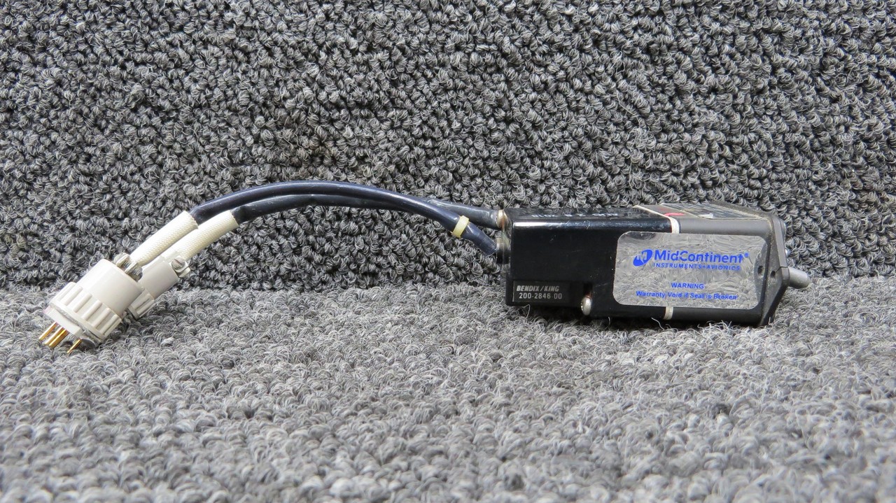 071-1242-06 Bendix King KA-51B Slaving Accessory 28 Volts (Damaged Mount Holes)