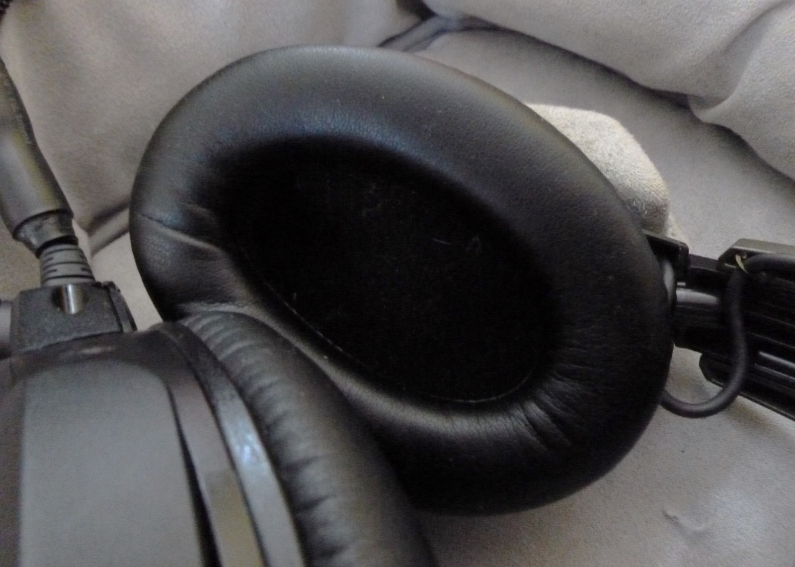 Bose A20 Aviation Headset with Bluetooth Dual Plug Cable – Black ~ Read Listing