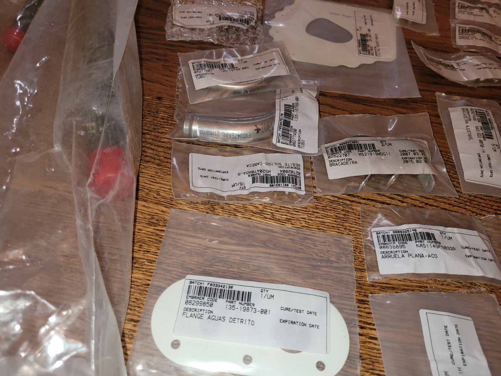 New Embraer Bombardier BD-700 Collector Kit BS-145LEG-38-0002