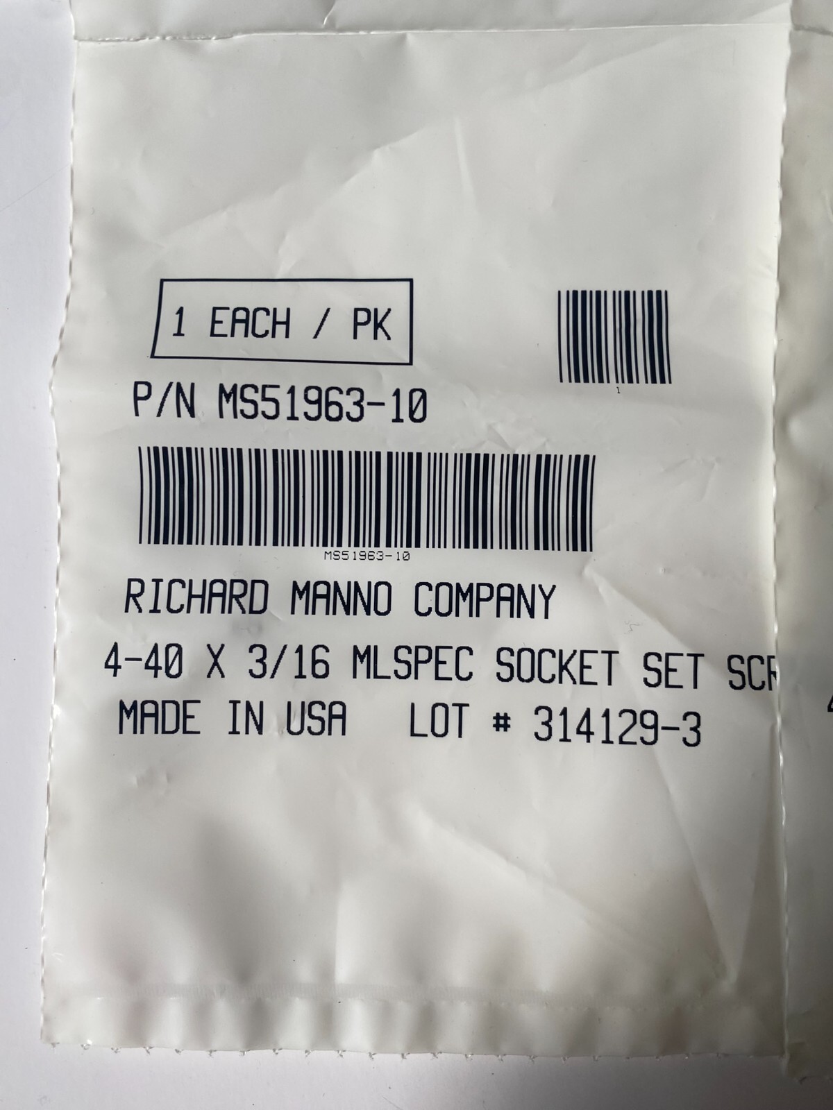 (Lot of 7) MS51963-10 Mil. Spec. Alloy Steel Cup-Point Set Screw, 4-40, 3/16″
