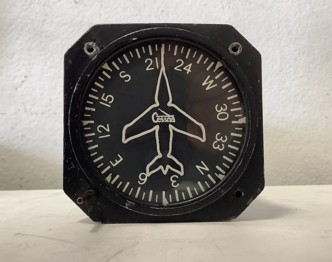 Cessna Aircraft RCA11-1 Directional Gyro Indicator Gauge C66-1002-0503