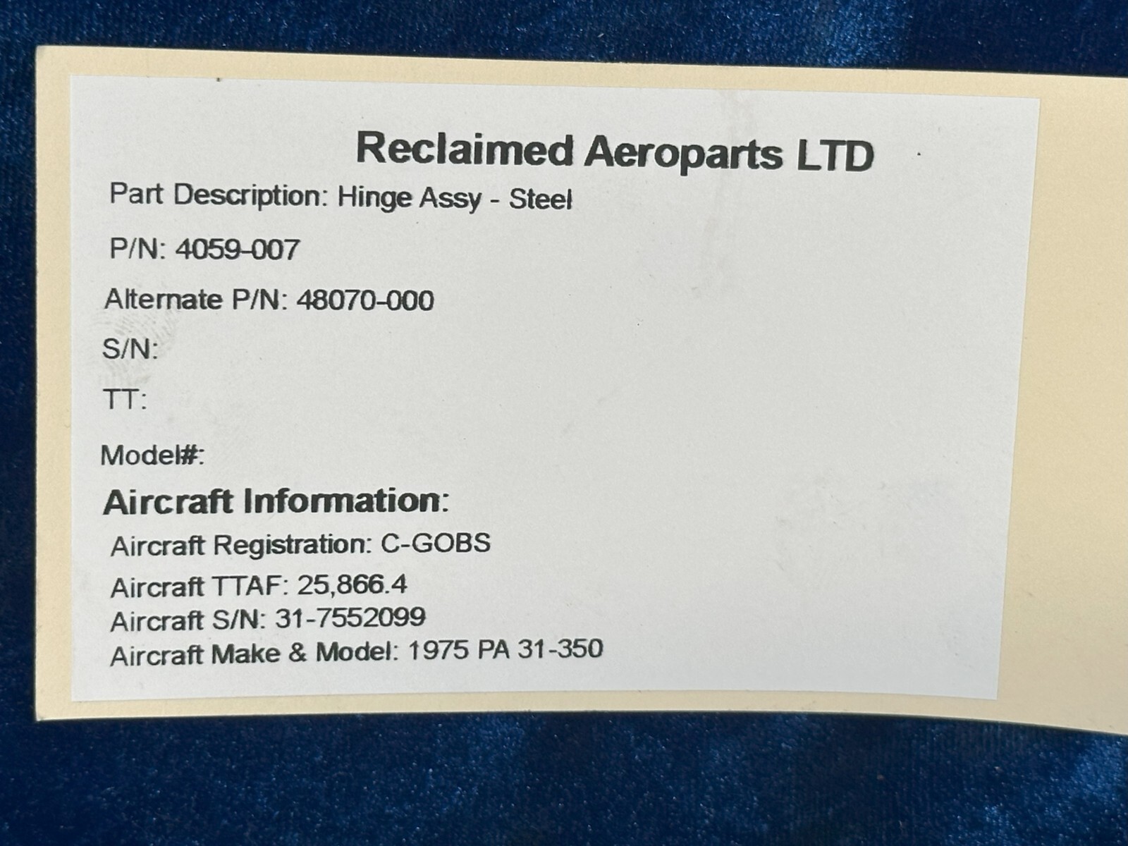 PIPER PA 31-350 HINGE ASSY – STEELE P/N: 4059-007 , 48070-000