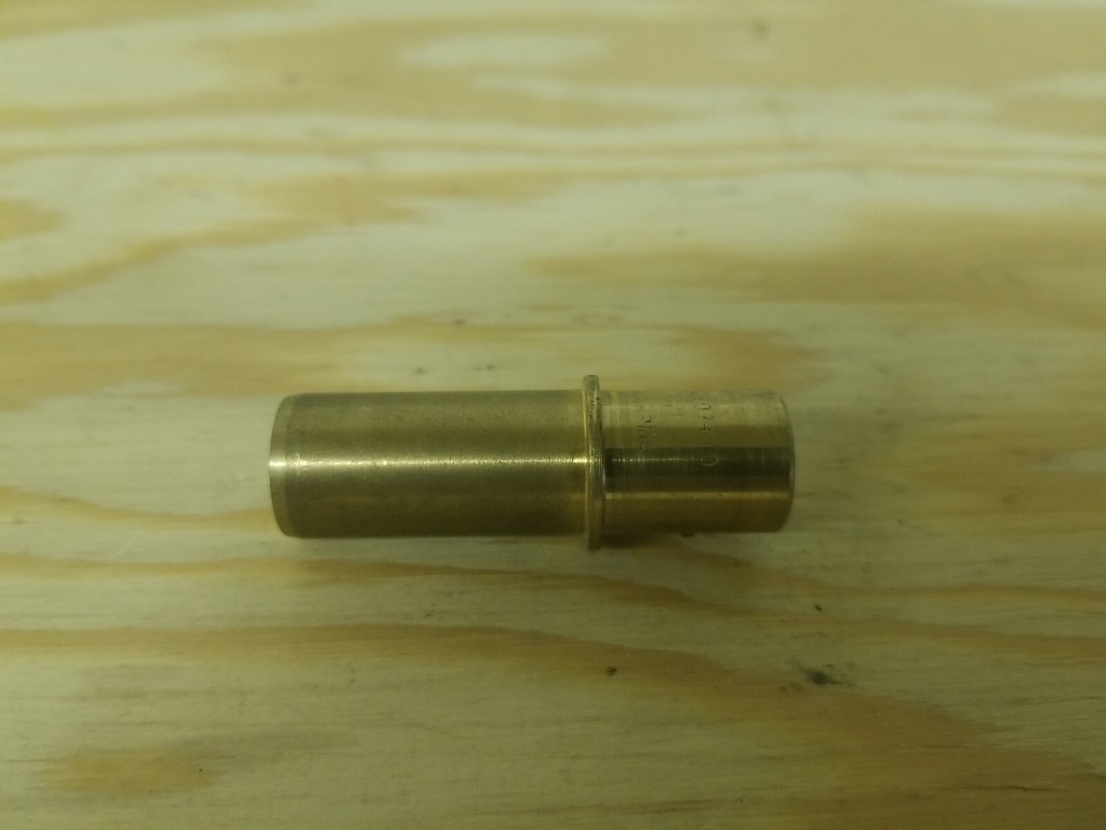 NOS Superior Valve Guide SA 2107+10 SA2107-P010- Free Shipping!