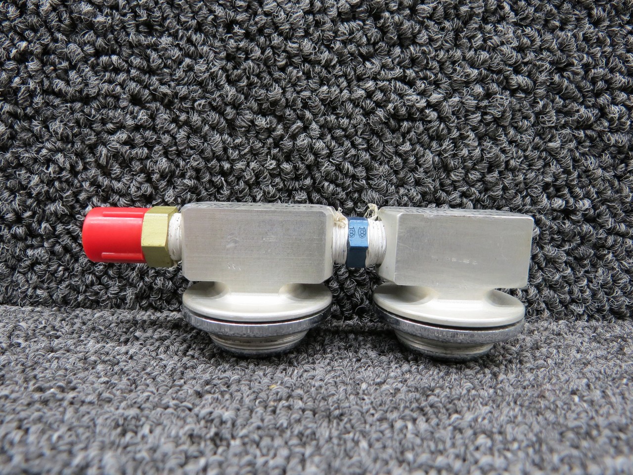 23599-12, 23599-11 Mooney M20K Oxygen Outlet Set