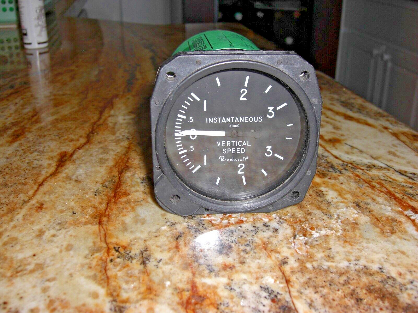 UNITED INST/ BEECHCRAFT 7130 INSTANTANEOUS VERTICAL SPEED INDICATOR PN 7130