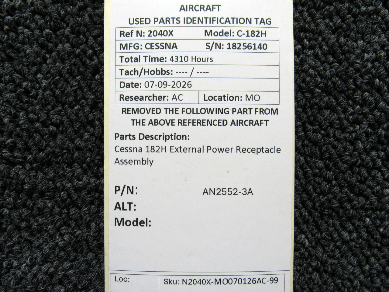 AN2552-3A Cessna 182H External Power Receptacle Assembly