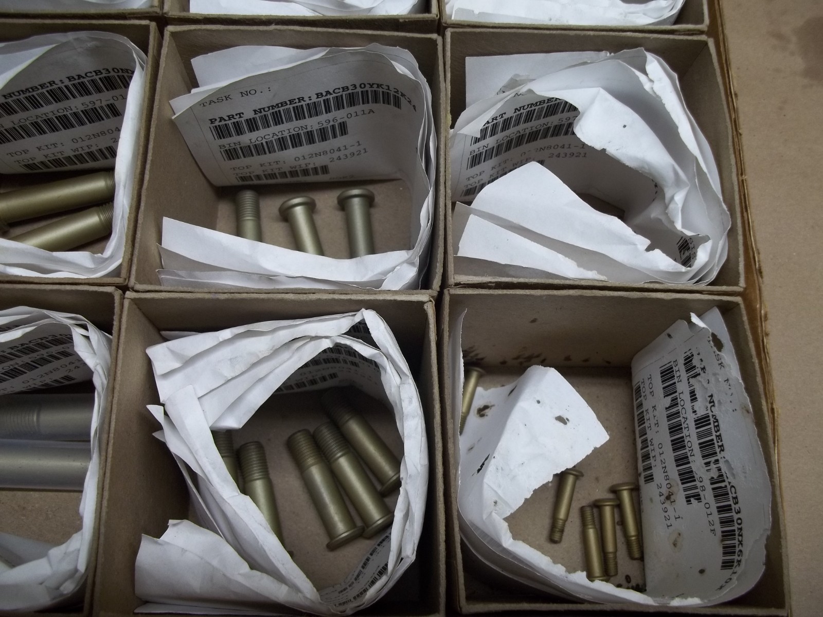 QTY 50 / SET OF MISC BOLTS / HALF PRICE AIRCRAFT HARDWARE