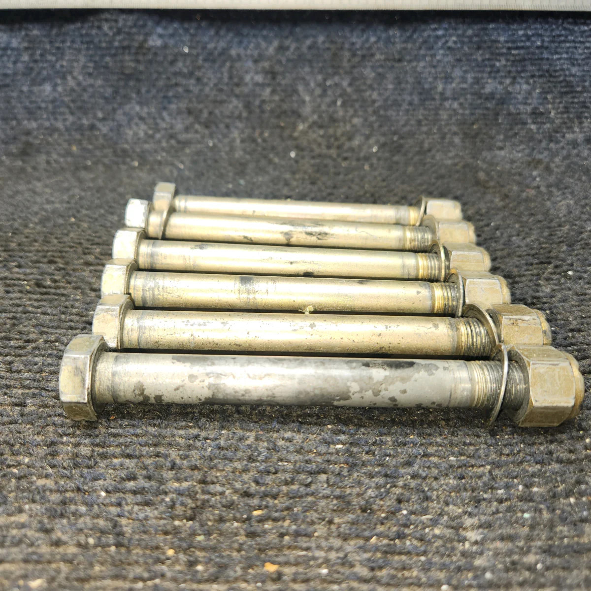 A2513-16 | Cessna 172E | Prop Bolts (6) (1/2 Bolt 3/4 Head 4.75 in Long)
