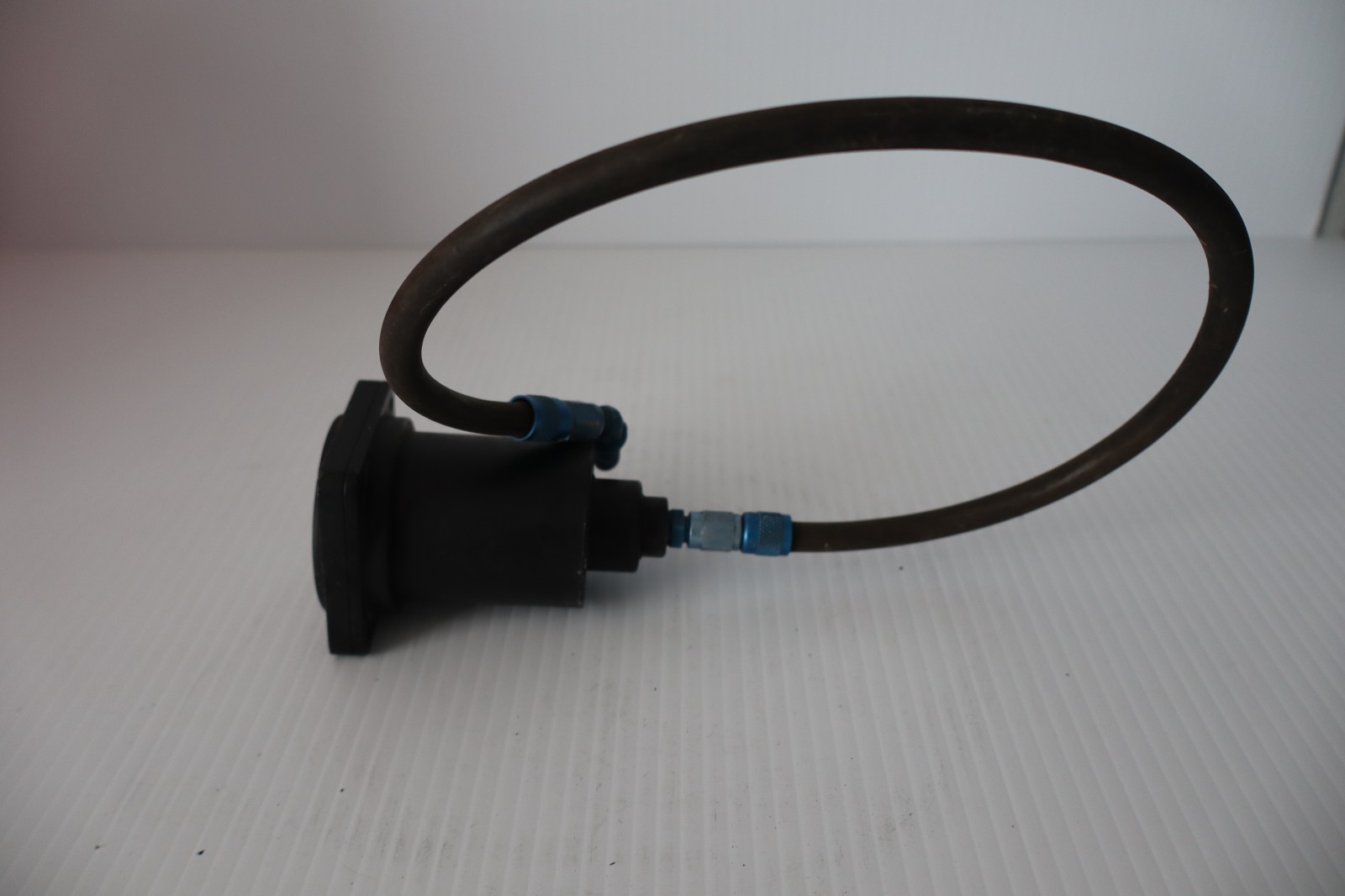 US Gauge AW-2-31-B3 Manifold Pressure Gauge