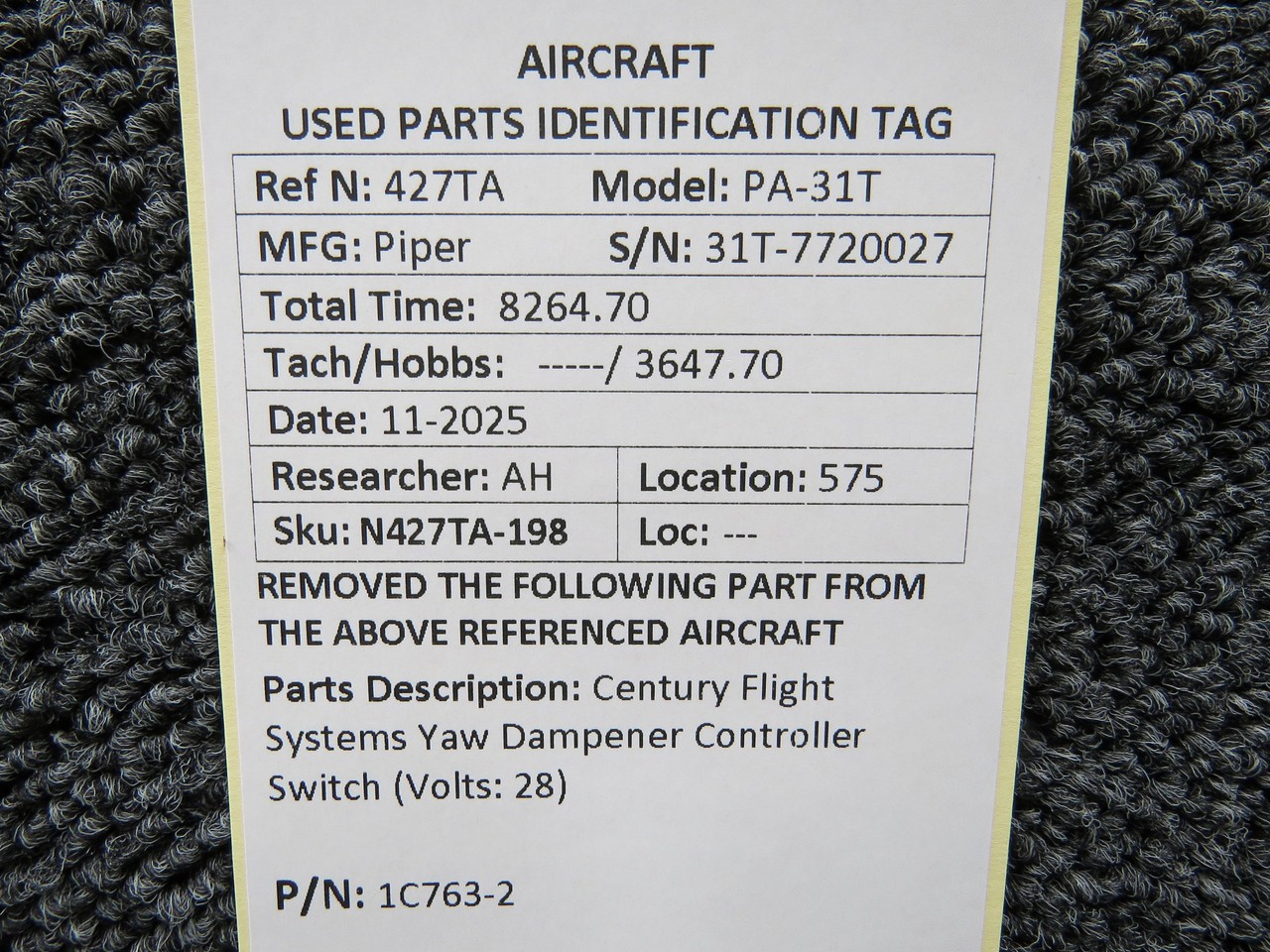 1C763-2 Century Flight Systems Yaw Dampener Controller Switch (Volts: 28)
