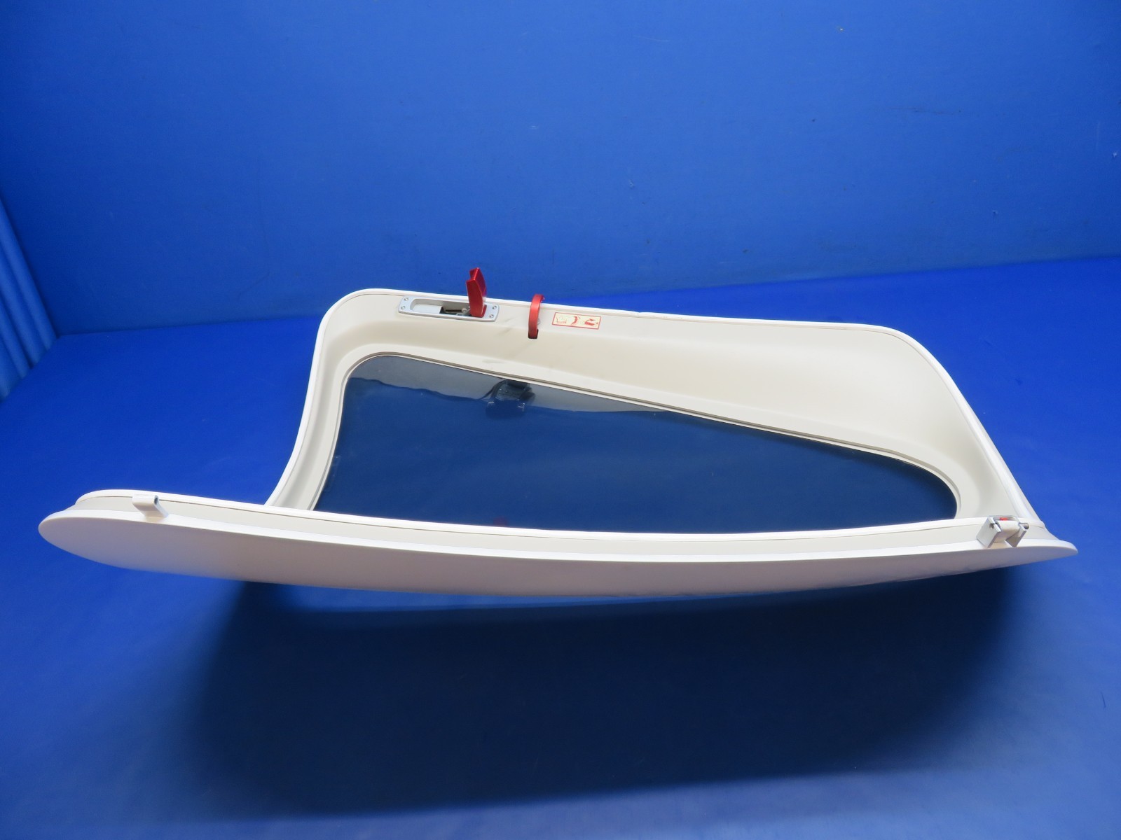 Diamond DA-40 Passenger Door P/N DA4-5221-00-00_04 NO KEY (0526-420)