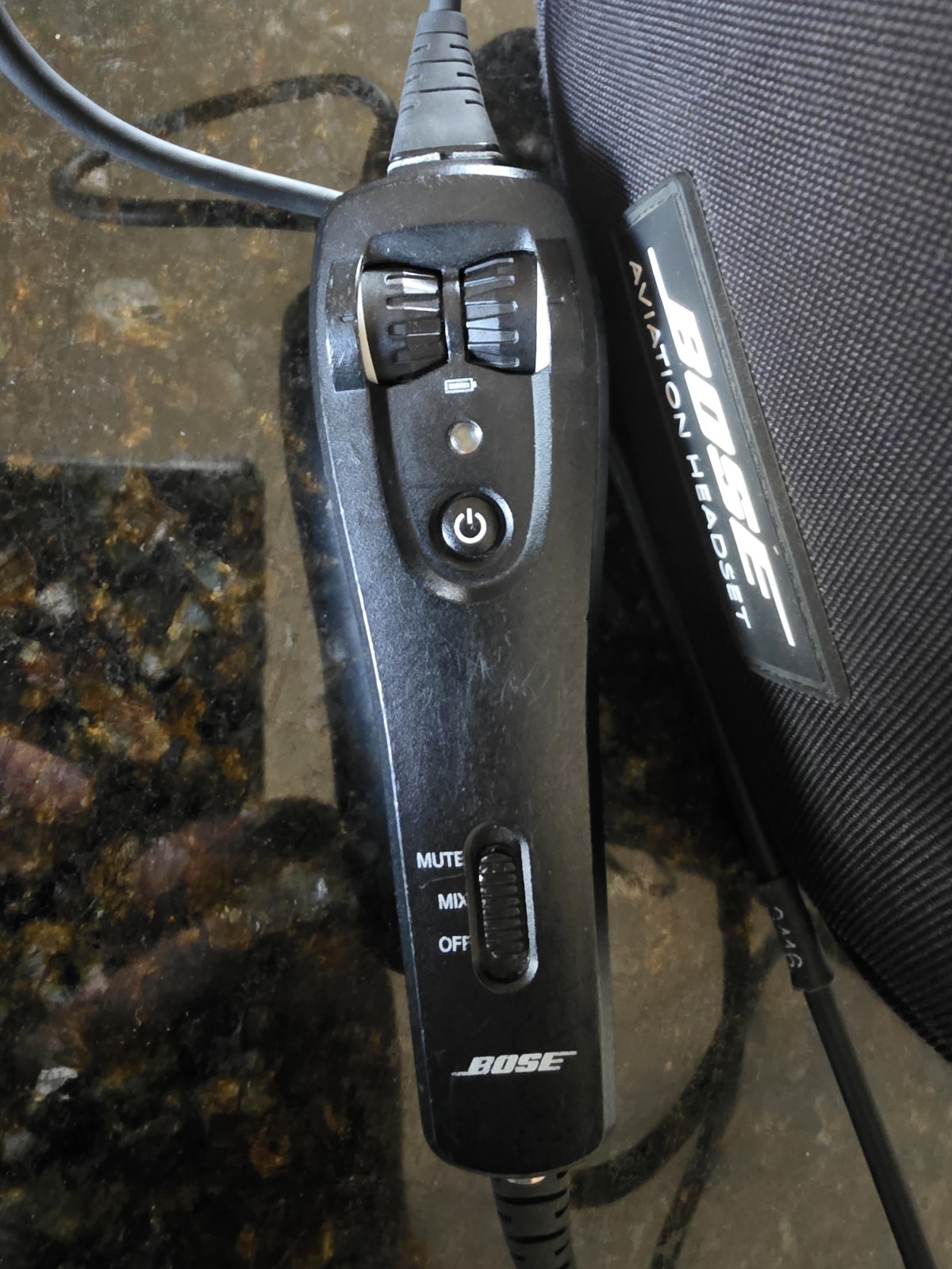 BOSE A20 AVIATION HEADSET NON-BLUETOOTH- EUC