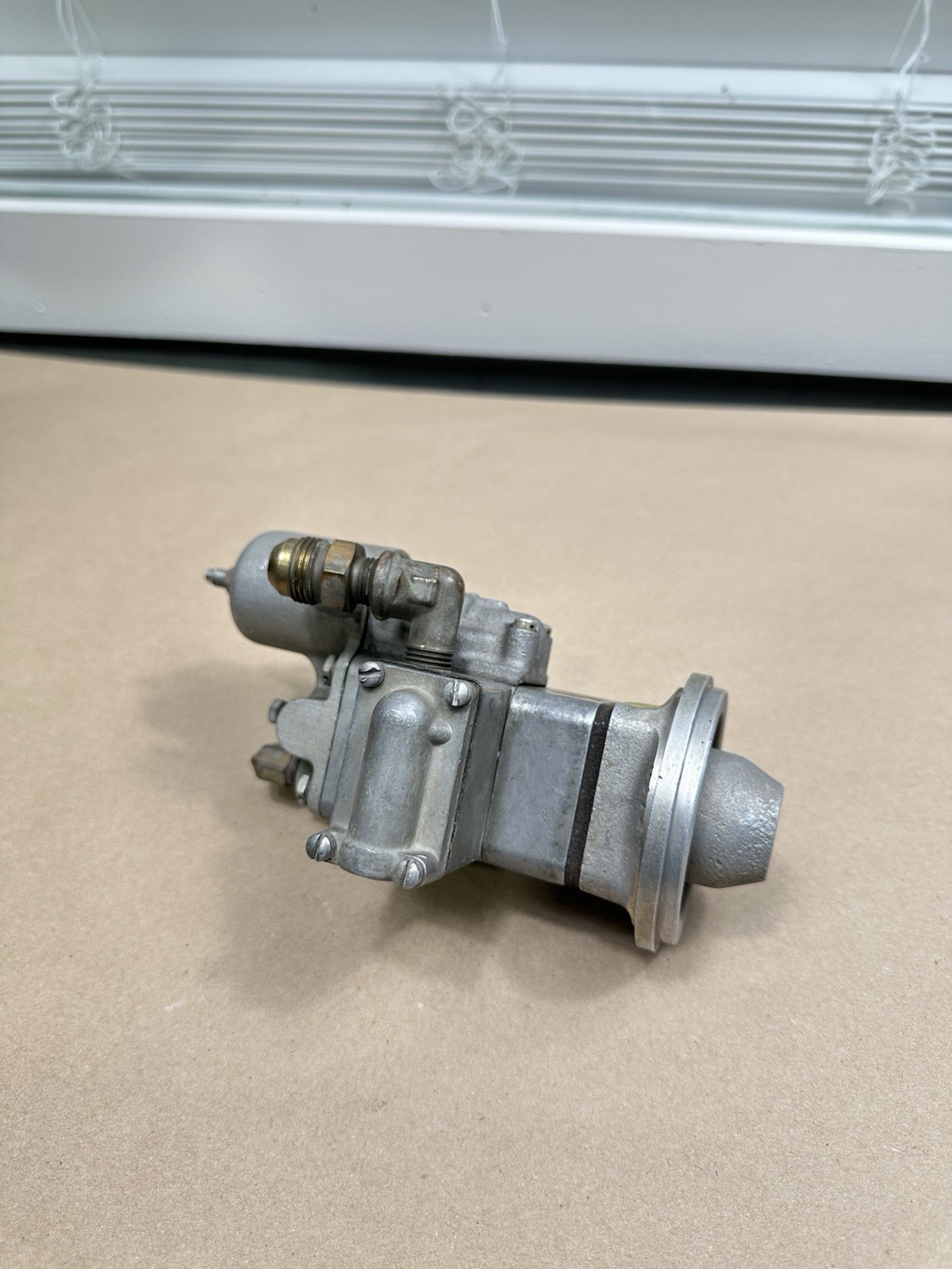 TCM Continental Fuel Pump 632818-11 (D2867)