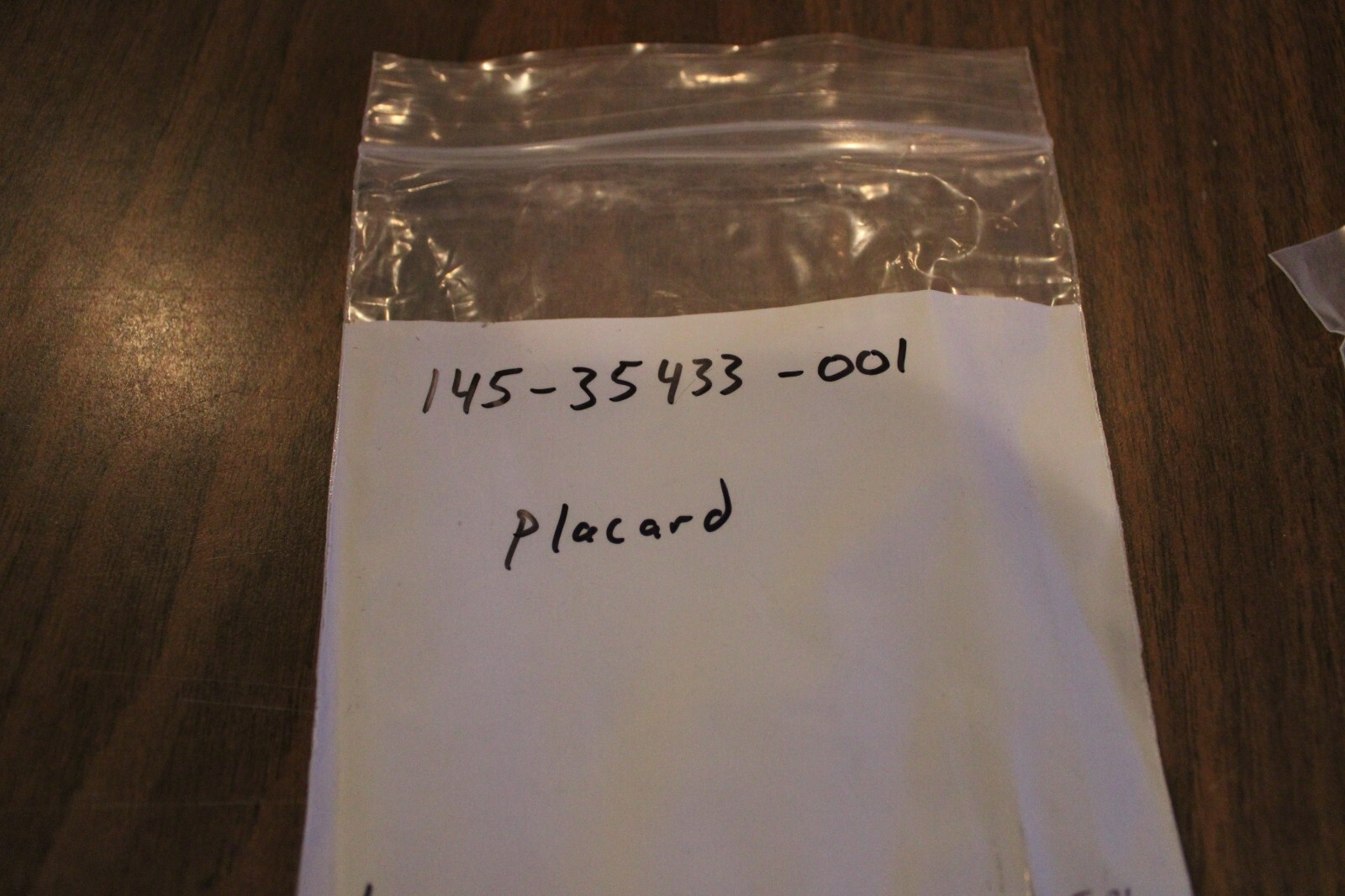 Embraer P/N 145-35433-001 Placard
