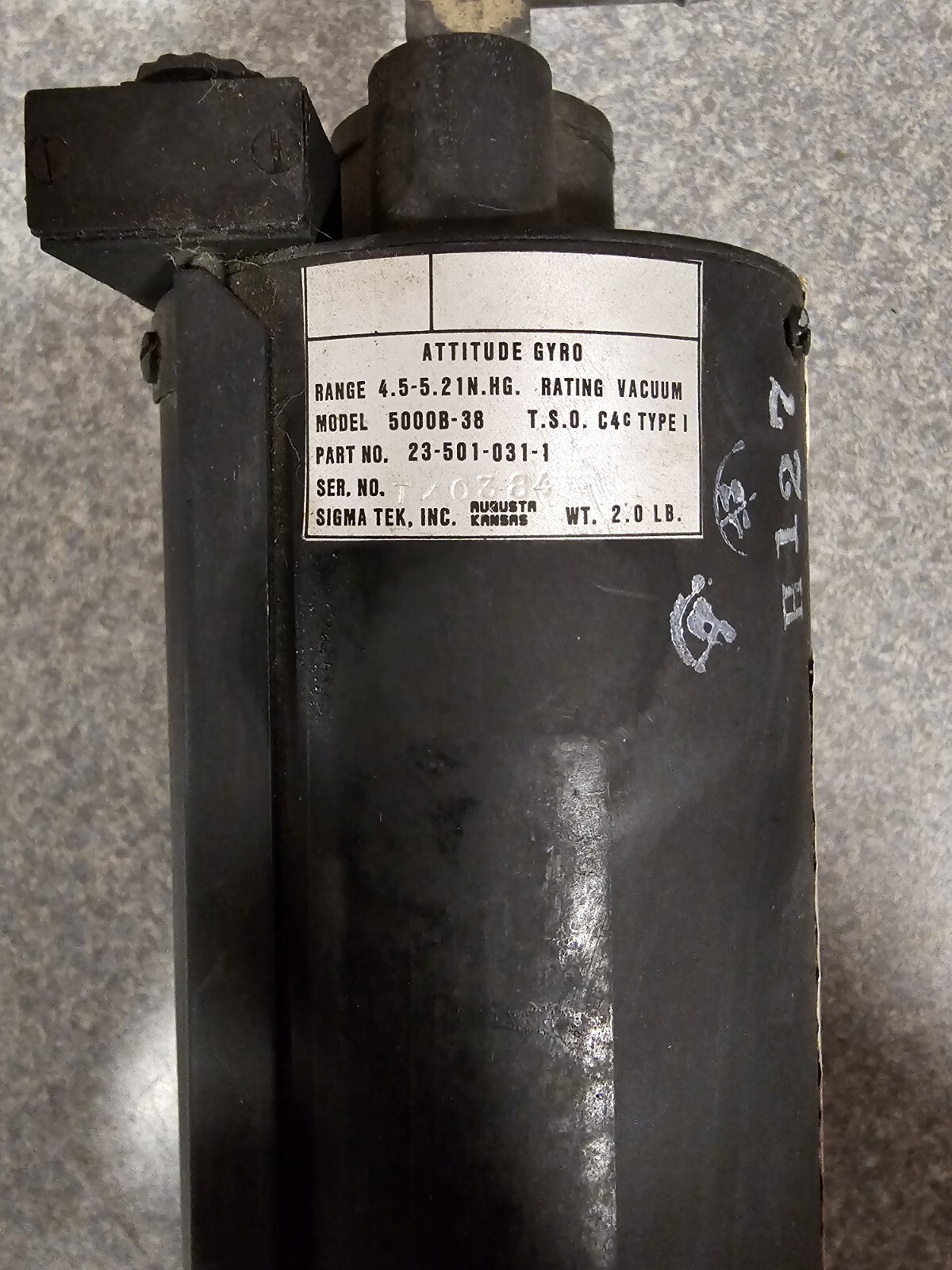 Sigma Tek Attitude Gyro Model 5000B-38 P/N: 23-501-031-1 W/ 60 Day Warranty