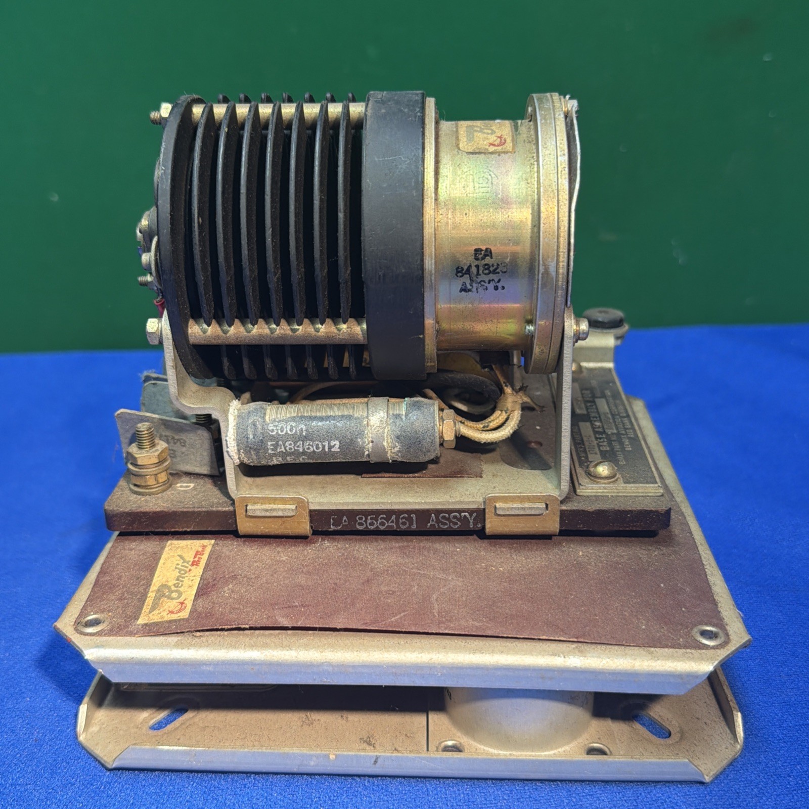 1598-1 Bendix Aviation Corp WW2 Regulator; Voltage, D.C. Generator 117 Volts