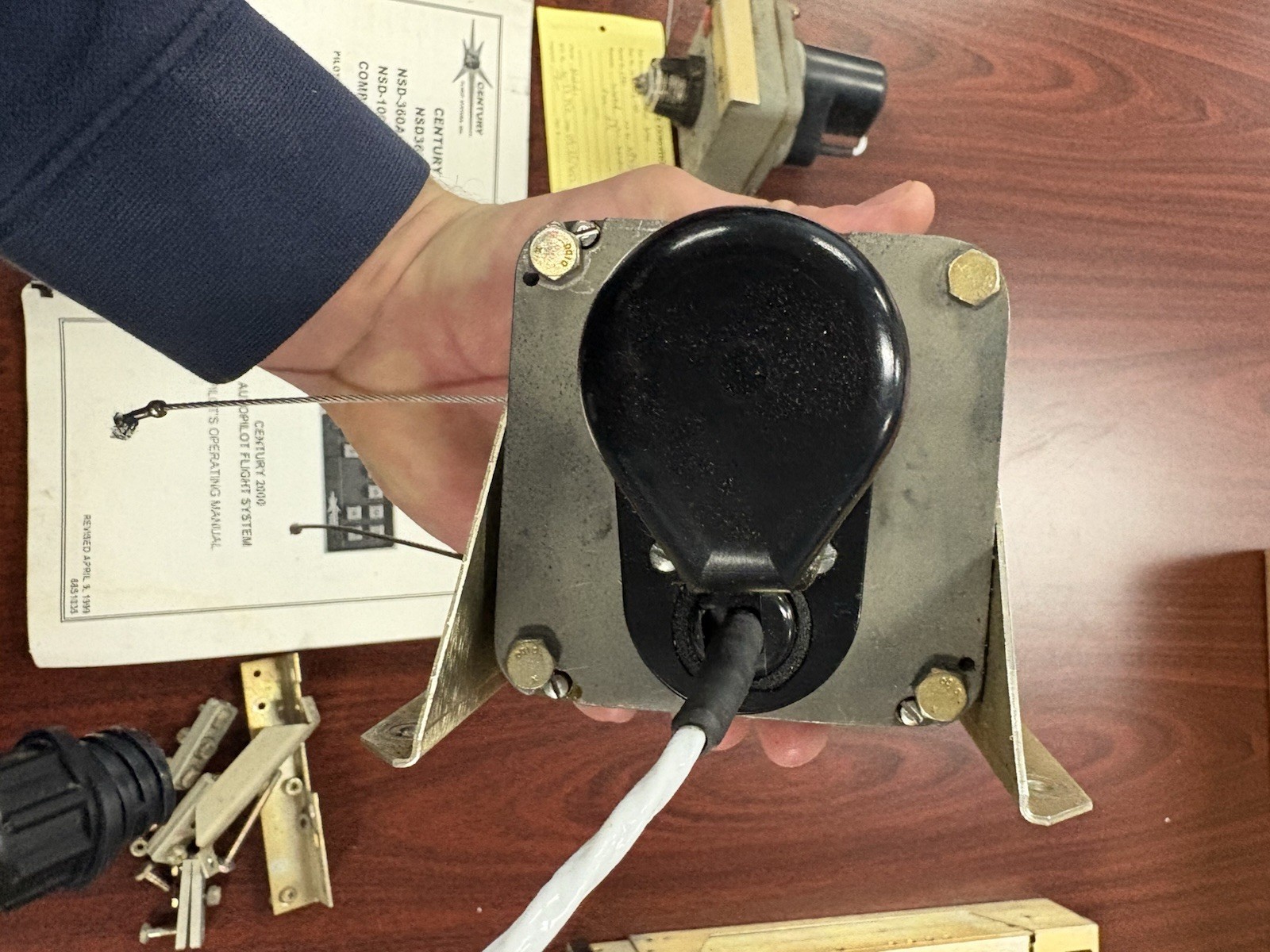 Century 2000 Autopilot Flight System