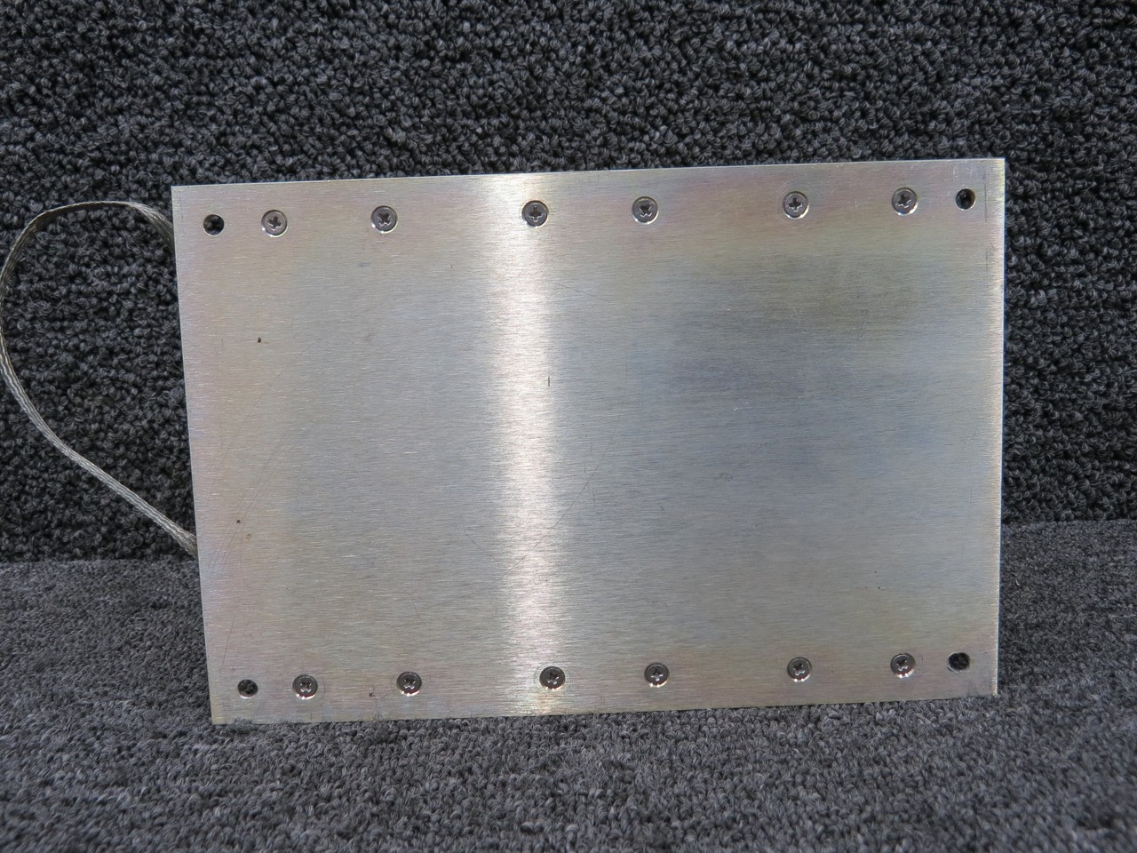 1C753-213 Century Flight Systems Yaw Damper with Tray (Volts: 28)