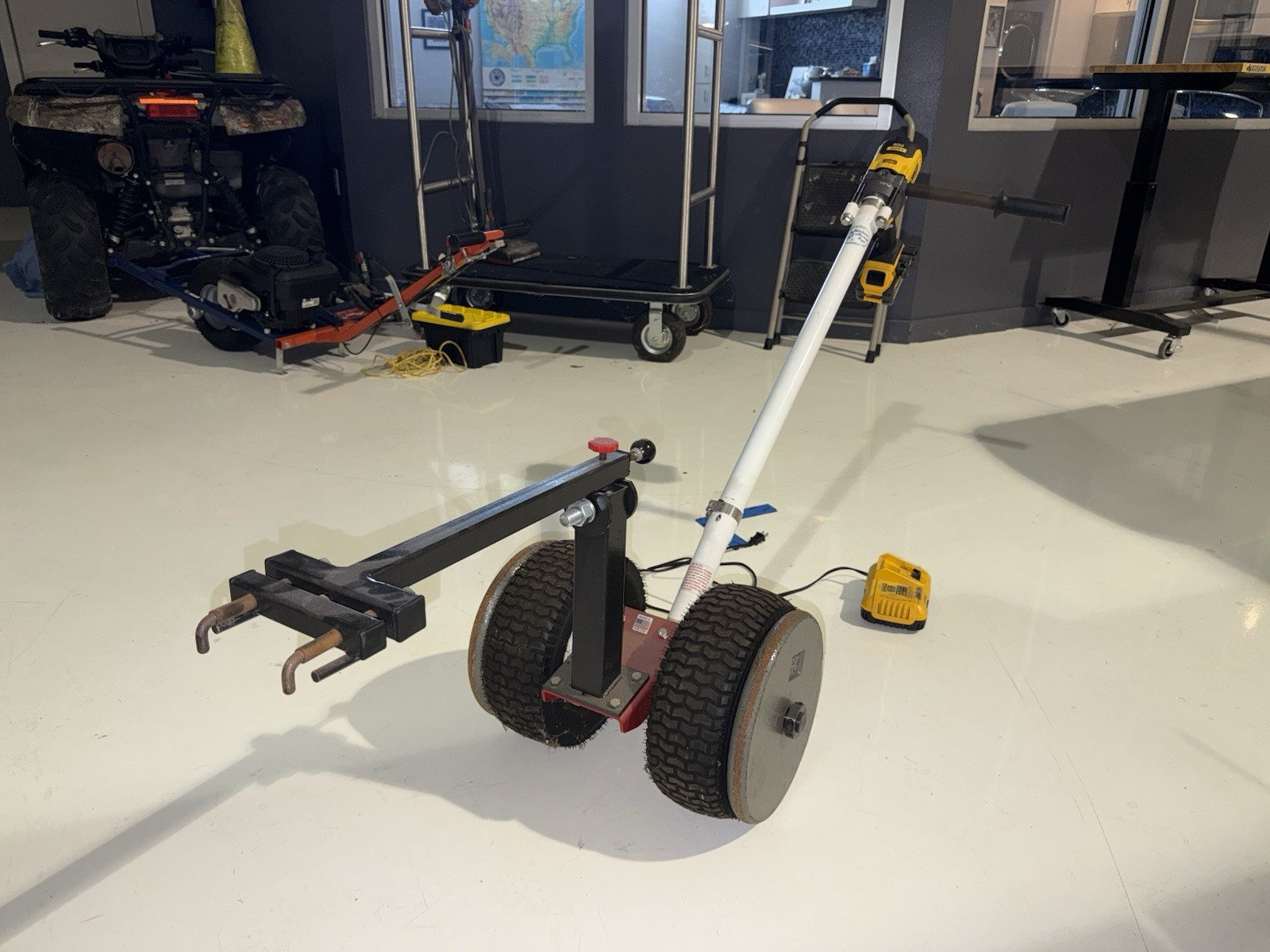MiniMax Piper PA-28 PA-32 Aircraft Tug Tow Bar 60V DeWalt Drill Powered