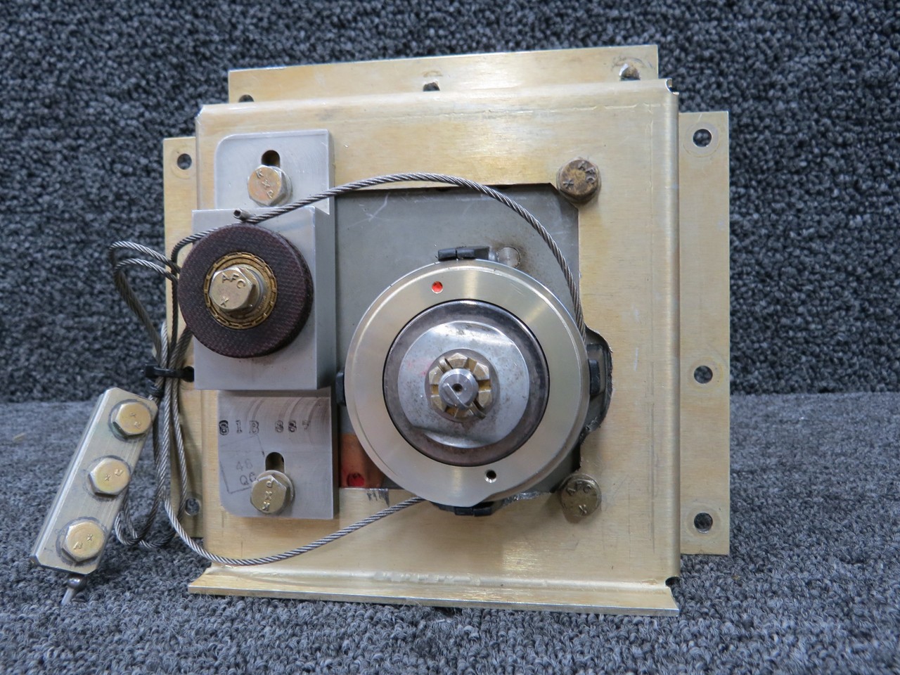 1C785-2-903 Century Flight Systems Roll Servo