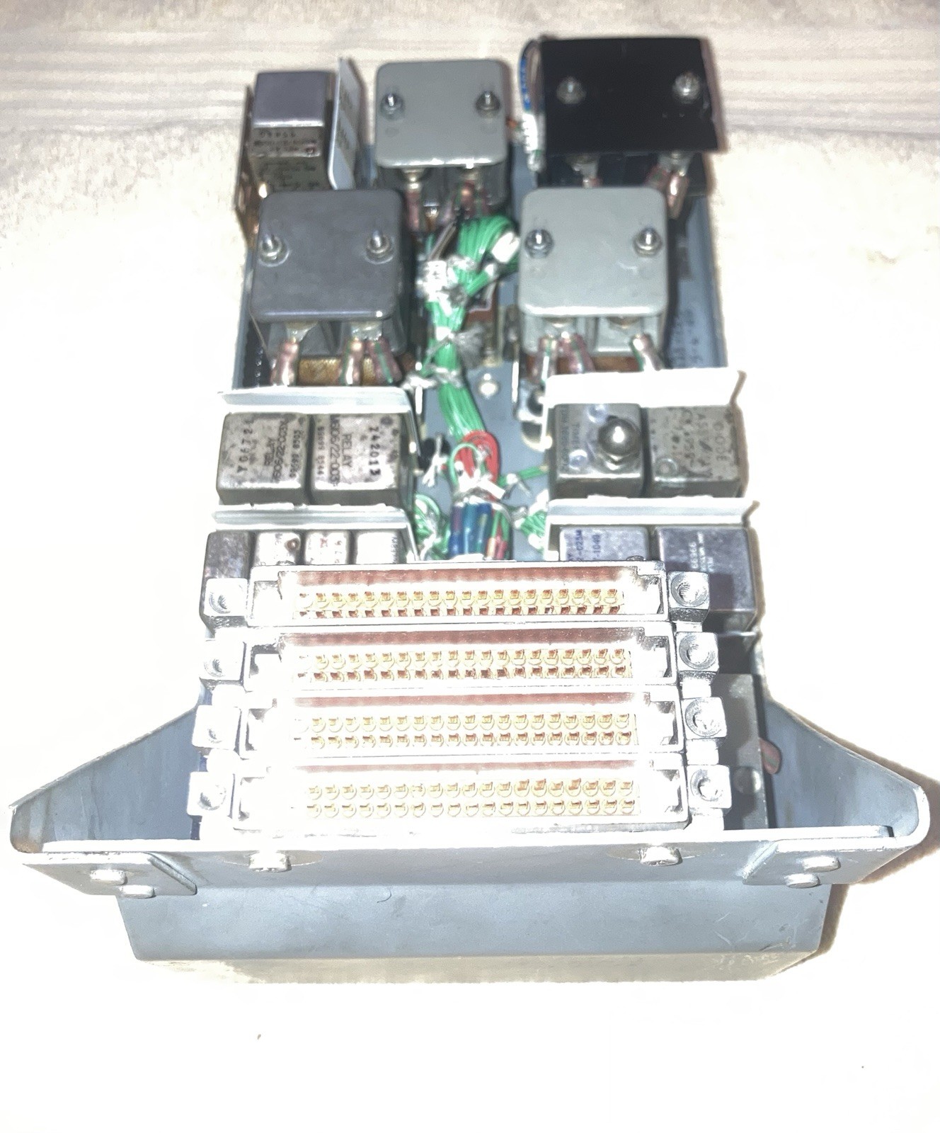 GENERAL DYNAMICS F-16 AIRCRAFT POWER DISTRIBUTION PANEL 16E1363-883