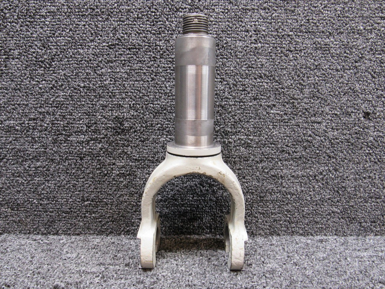 14929A Embraer EMB110 Main Landing Gear Fork