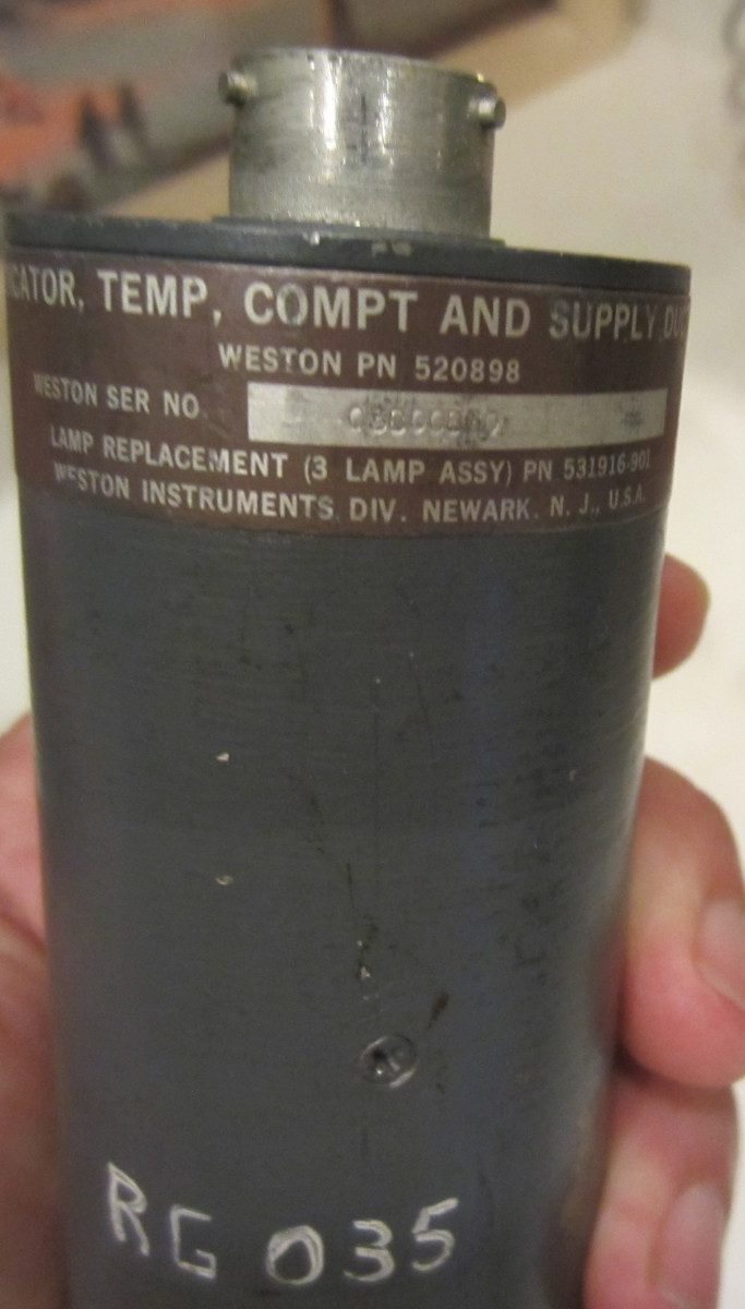 WESTON TEMP COMPT SUPPLY DUCT GAUGE P/N 520898