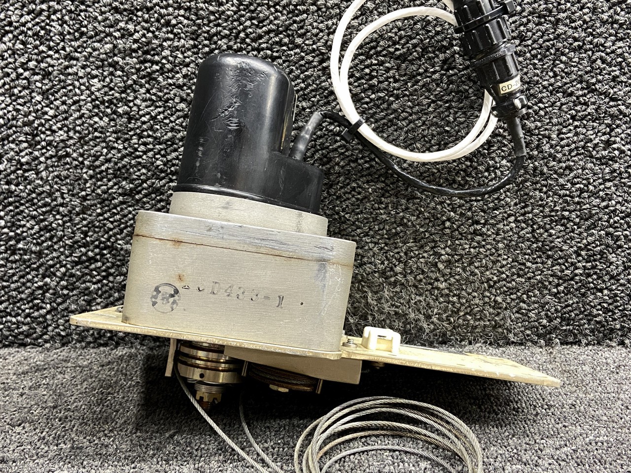 1C792-1-958 Century Flight Autopilot Servo Assembly