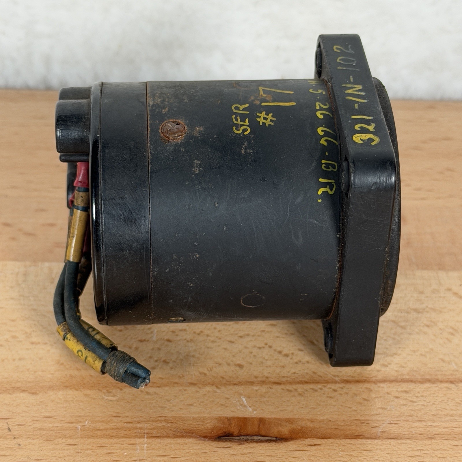 VTG Military Aircraft Type Engine Gauge Air Pressure 321-1N-102 Sangamo Weston