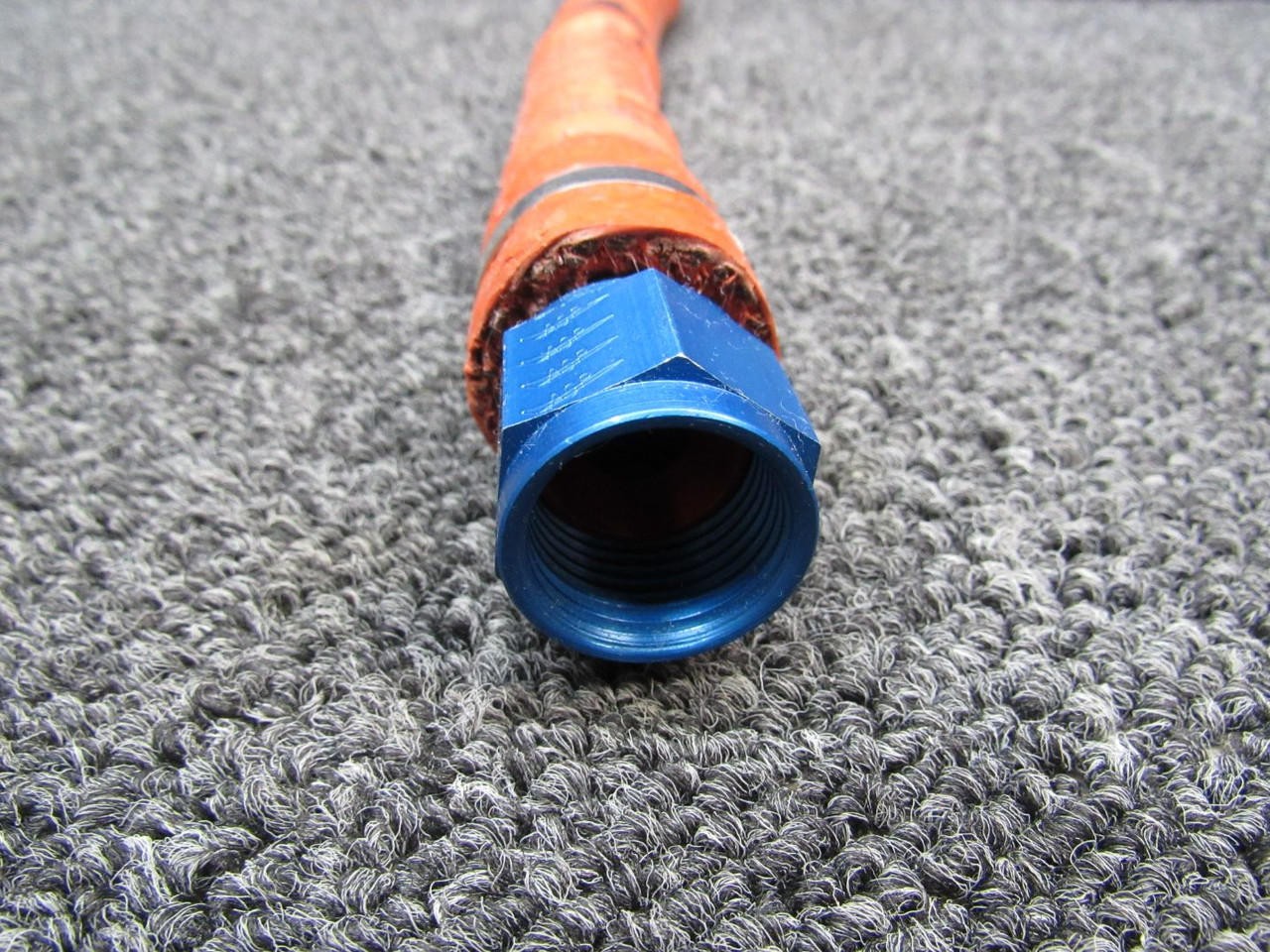 130F001-10D0140 Stratoflex Hose Assembly (NEW OLD STOCK) (SA)