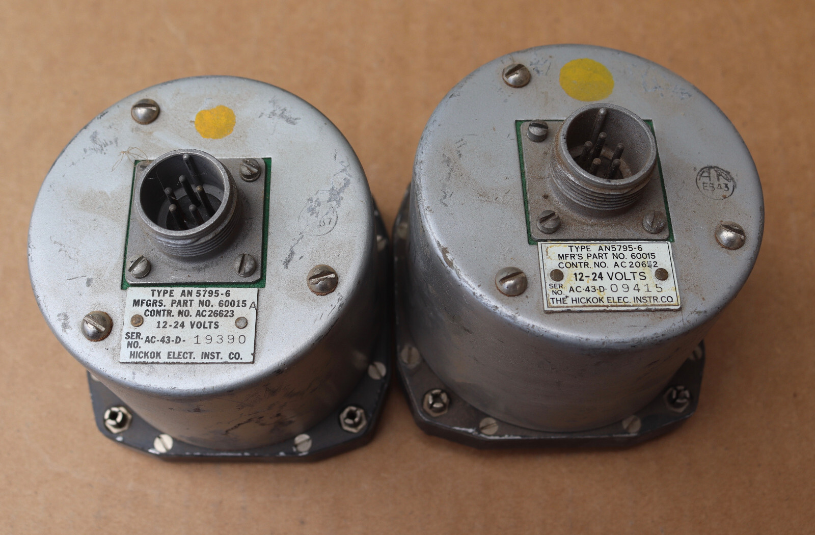 2 Hickok Aviation Aircraft Dual Temperature Gauge Indicator Lot An 5795-6