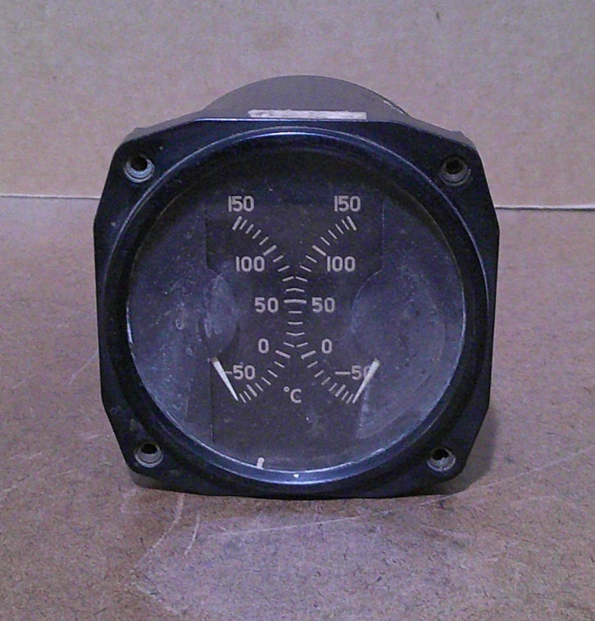 AIRCRAFT CYLINDER HEAD TEMP INDICATOR IN CELSIUS P/N 10499-A S/A AN5795-6