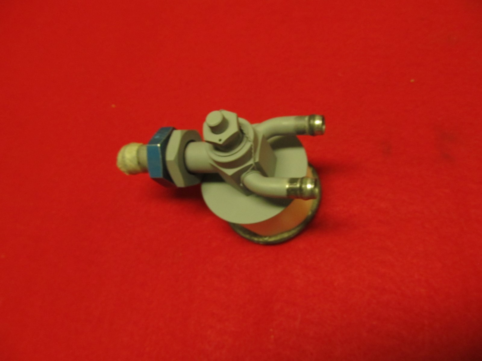 2 Port Vacuum Regulator 133A4 Airborne with Filter Warrant 30 Days Sold Each