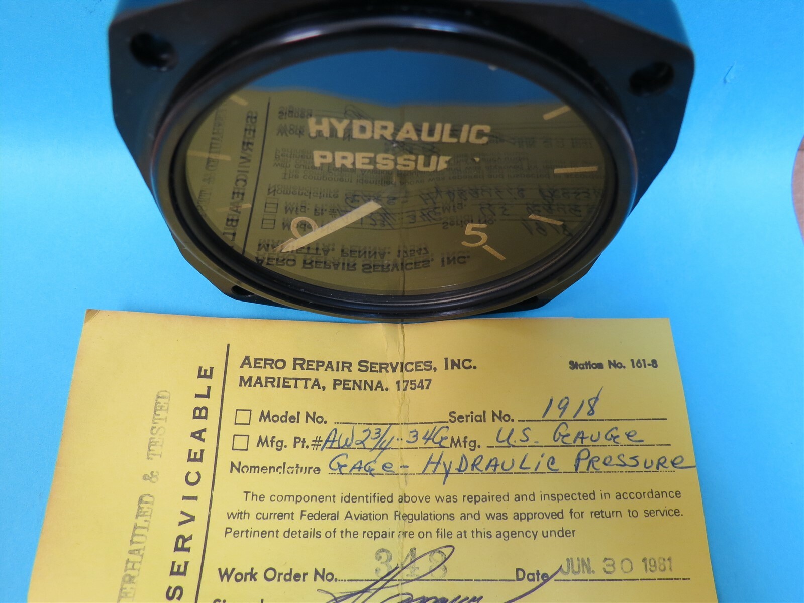 0 to 5000 PSI Hydraulic Pressure Aircraft Instrument U.S. Gauge Co. AW2-3/4-34G