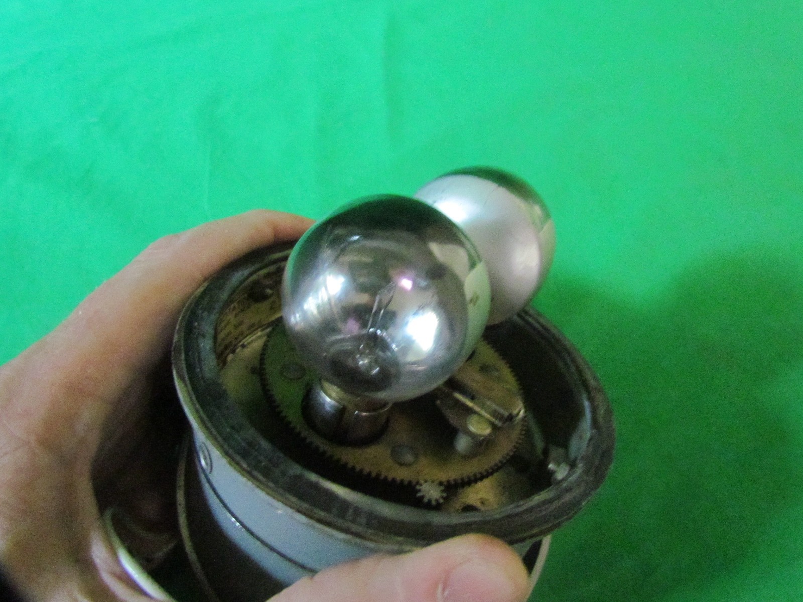 Grimes G-7740A-9-24 Rotating Beacon Strobe Light Assembly 28V Aircraft Nice