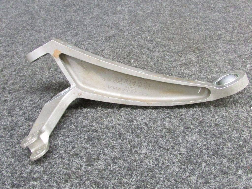 3019-10 Boeing 727 Bracket Assembly (New Old Stock) (SA)