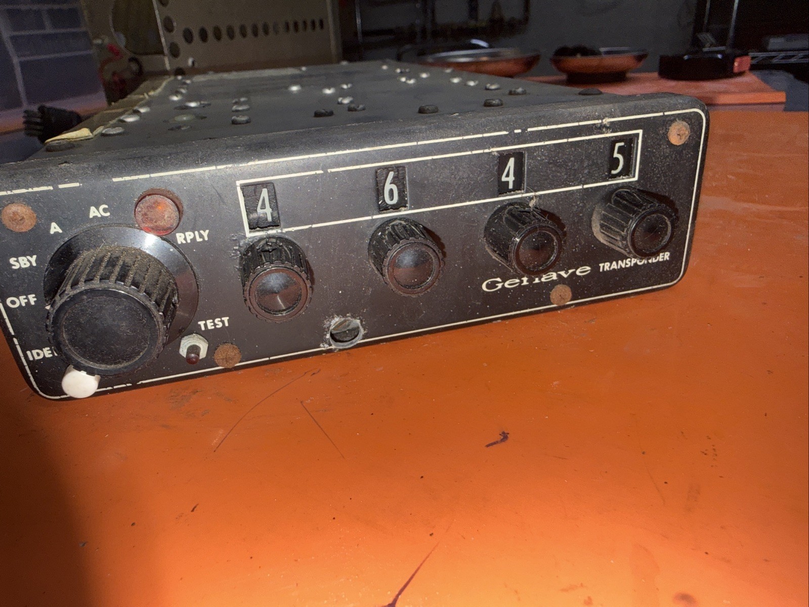 Genave BETA 4096 ATC Transponder W /Rack Steam Punk Or Paper Weight Cave