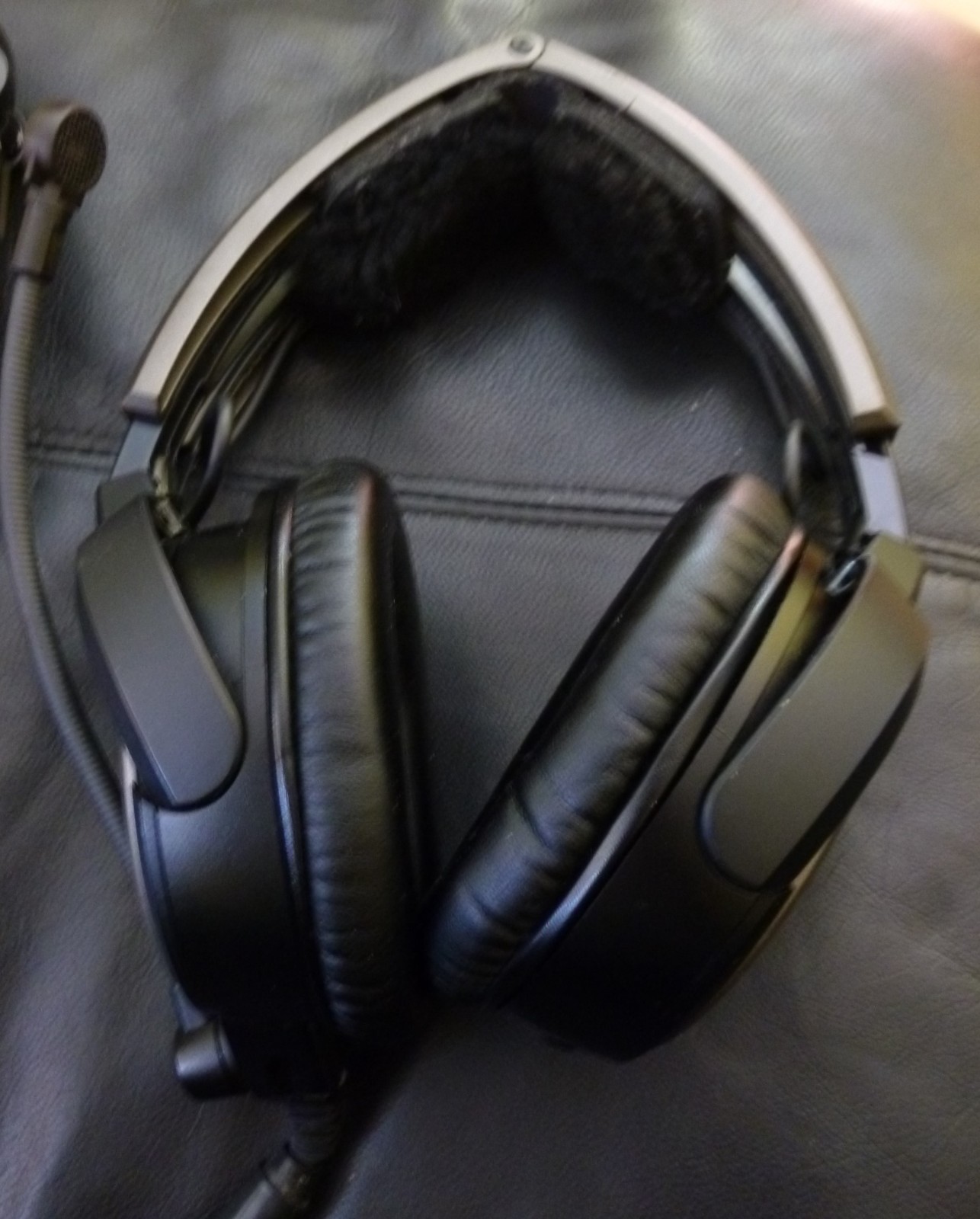 Bose A20 Aviation Headset with Bluetooth Dual Plug Cable – Black ~ Read Listing