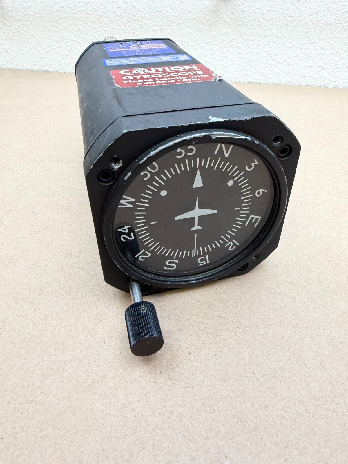 RC Allen J8000-1 Directional Gyro Indicator P/N: RCA11A-15 (0009D)